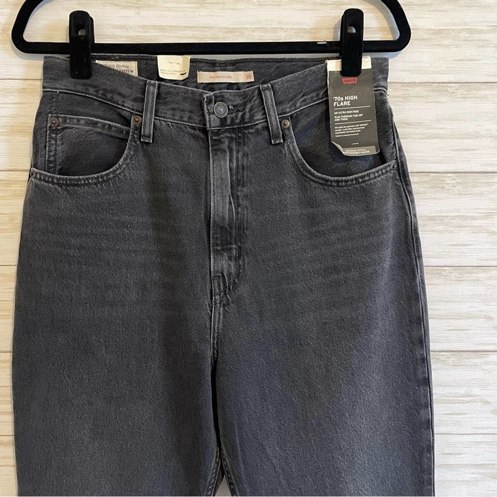 Levi's Black High-Rise Wide-Leg Jeans - Picture 10 of 15
